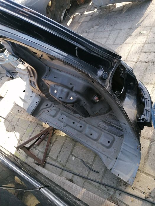 błotnik ćwiartka tył mercedes b klasa w 246