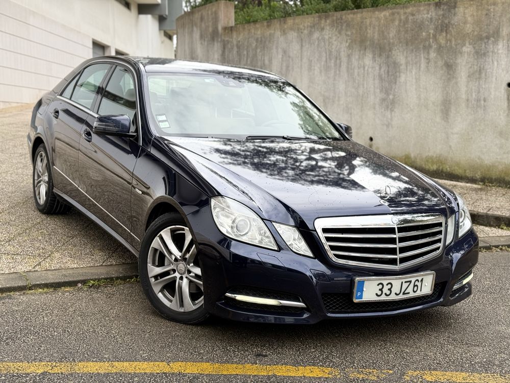 Mercedes-Benz E 220 CDi Avantgarde BlueEfficiency Auto.