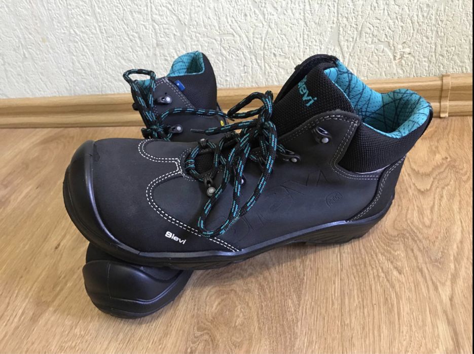 Sievi Safety shoes Рабочі захисні чоботи