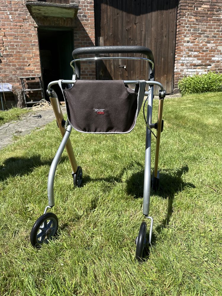 rollator balkonik Chodzik Trust Care 9320