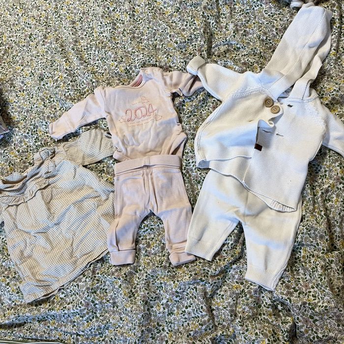 Лот/набір речей дівочий 0-3 місяці (50,56,62)