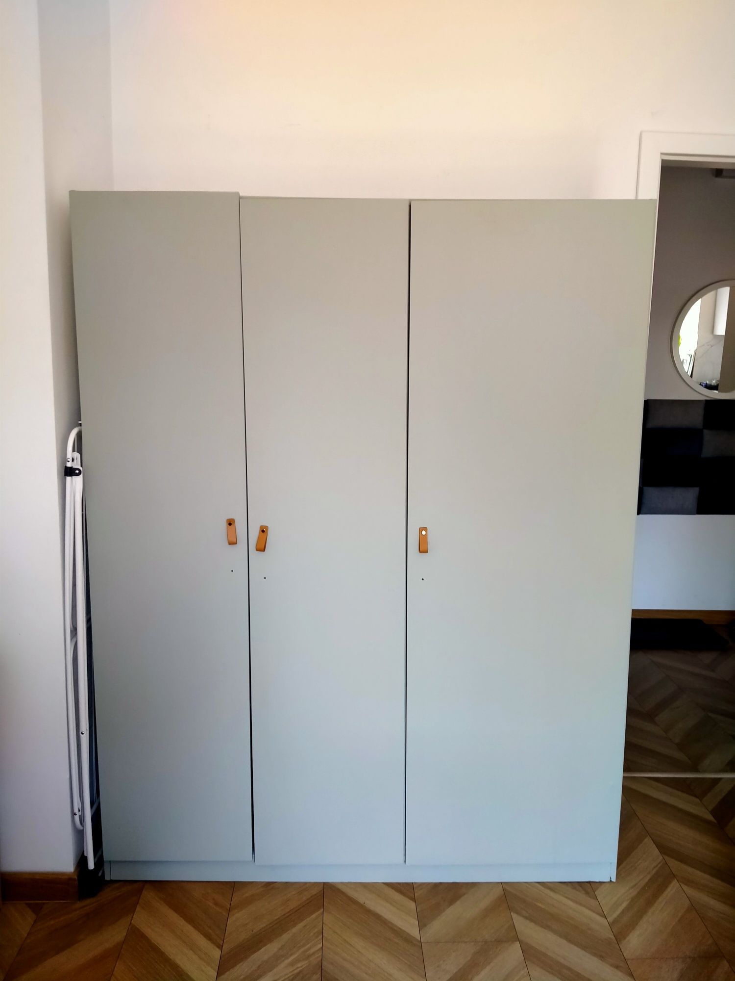 Szafa Ikea 3-drzwiowa odbiór osobisty