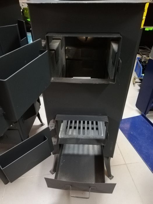 Piec piecyk szamotowy krystek koza ogrzewacz do garażu na budowę