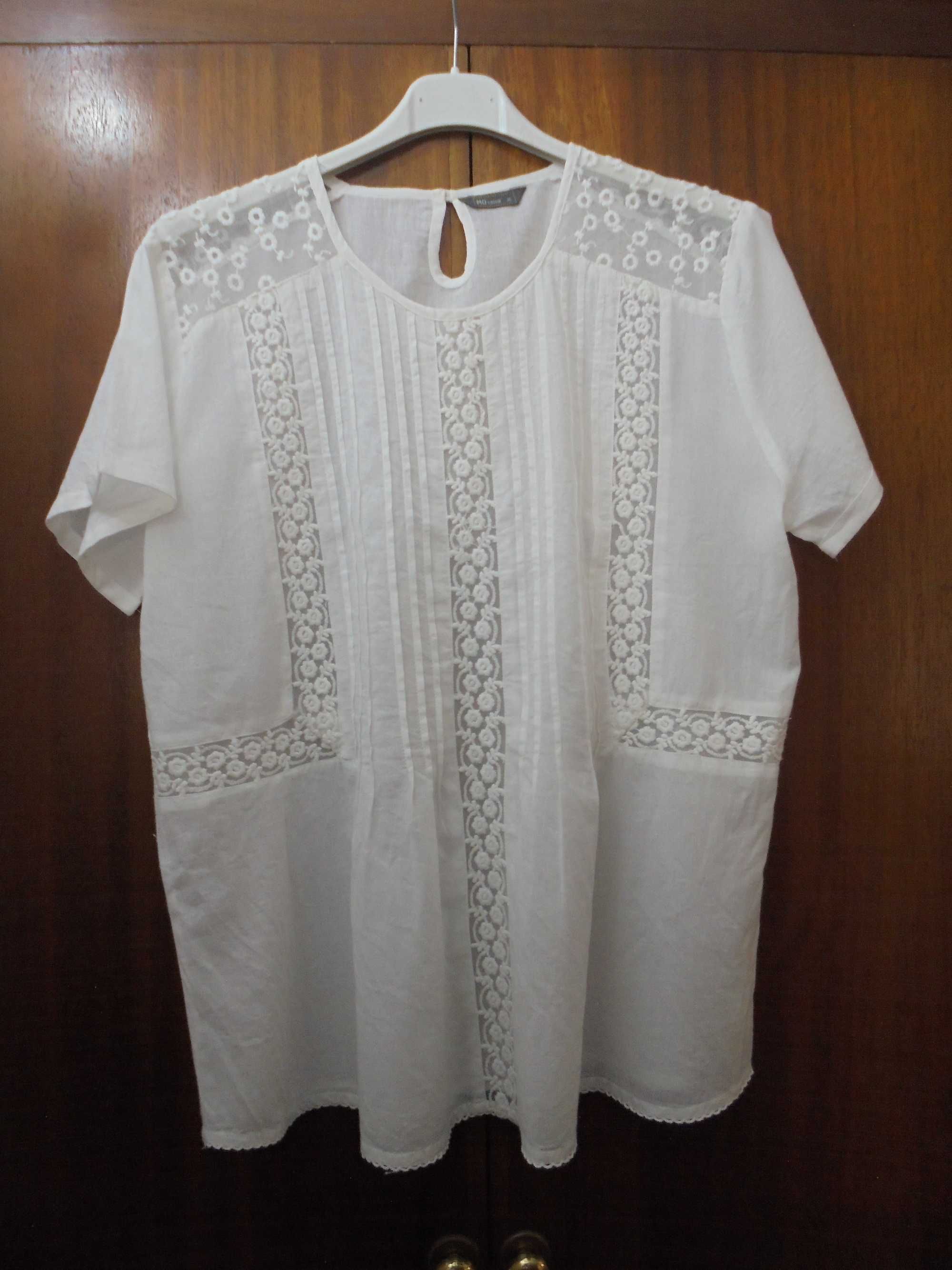 camisola de mulher em renda