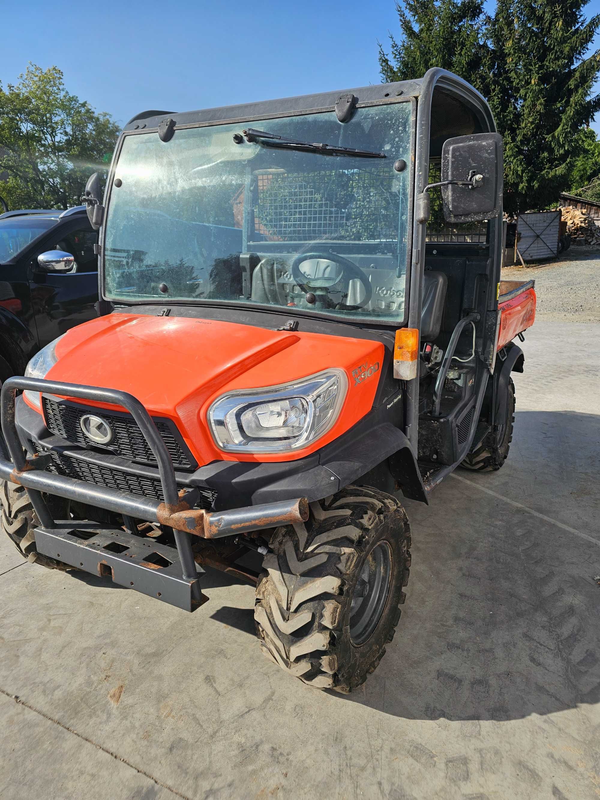 Kubota RTVX 900   4x4
