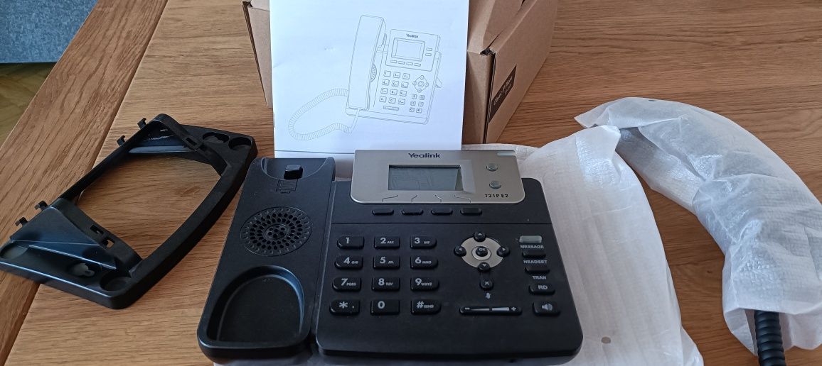 Telefon stacjonarny Yealink SIP-T21P E2 Nowy ,okazja