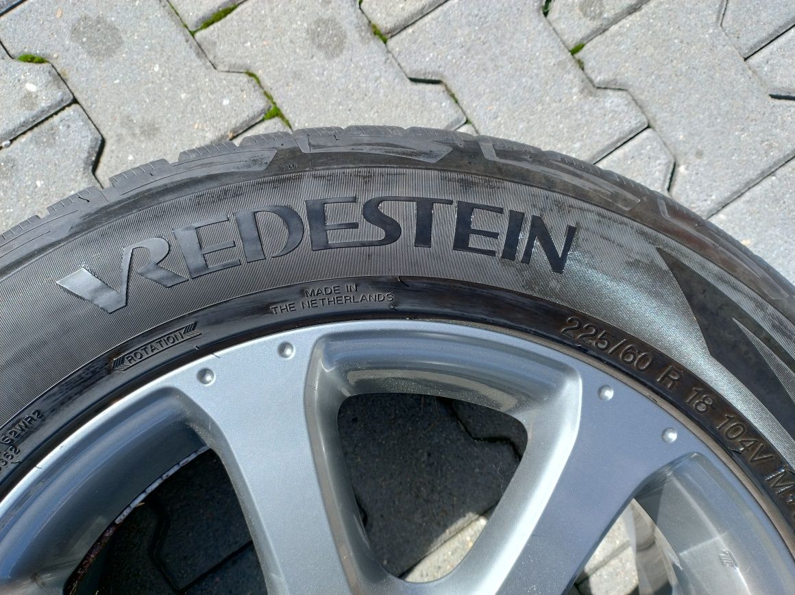 4 x Opony zimowe 225/60 R 18 Vredestein Wintrac Xtreme S 104 V M+S