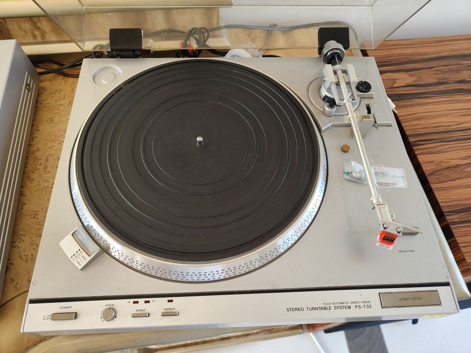 Sony PS-T33 Direct Drive W pełni automatyczny gramofon  
Son
