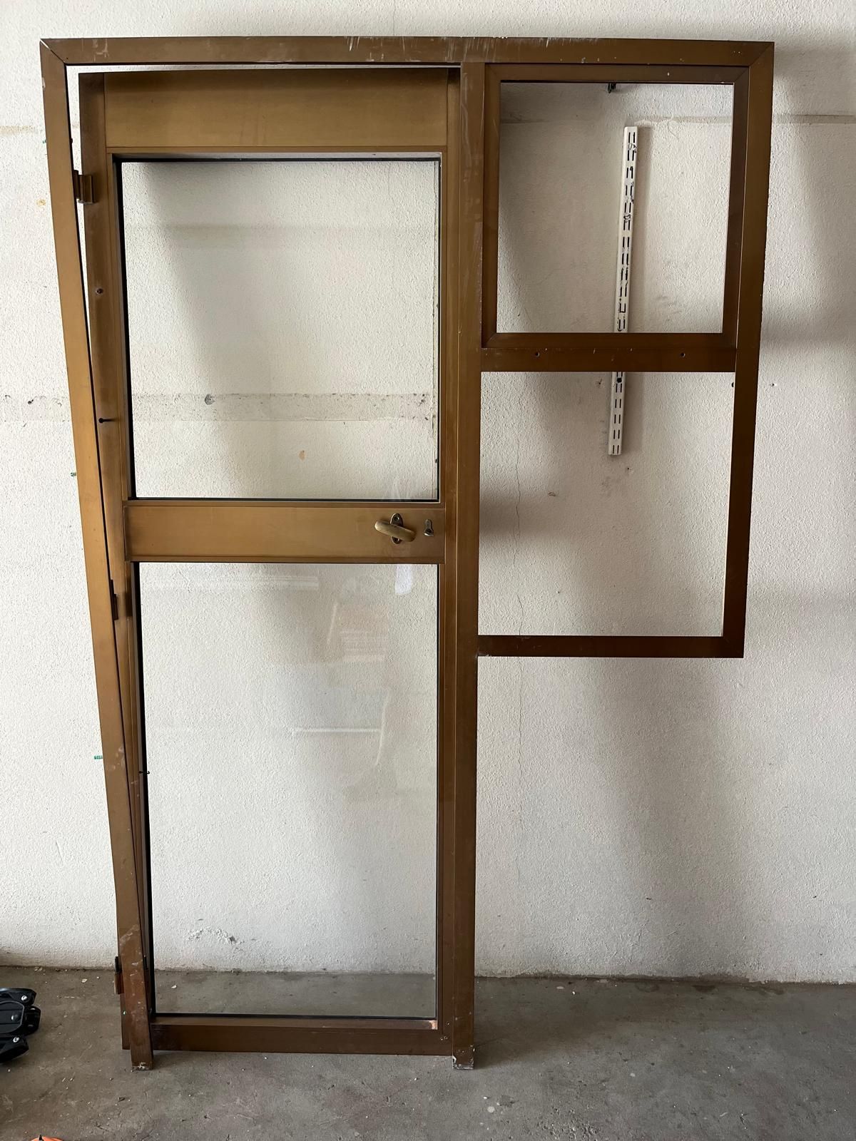 Porta com janela