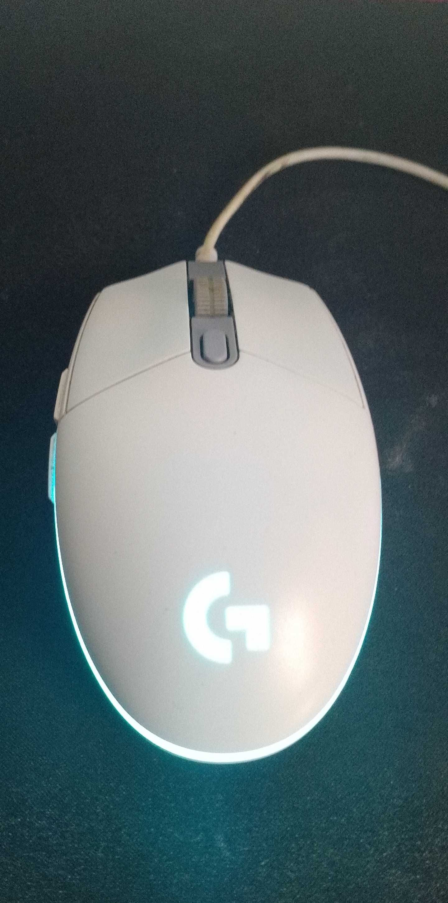 Mysz Logitech G102 LIGHTSYNC (biały)