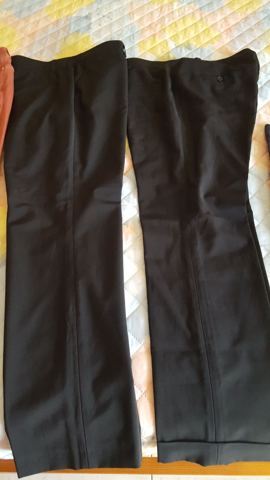 Conjunto de 3 calças e calção tamanho 42