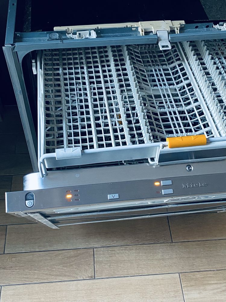 MIELE Zmywarka A+++ G6575 SCVi XXL AutoOpen
