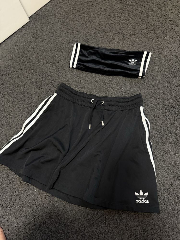 Костюм юбка та топ adidas xs zara