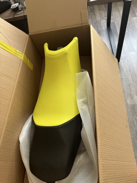 Сидіння на BRP Spark Trixx 24р.