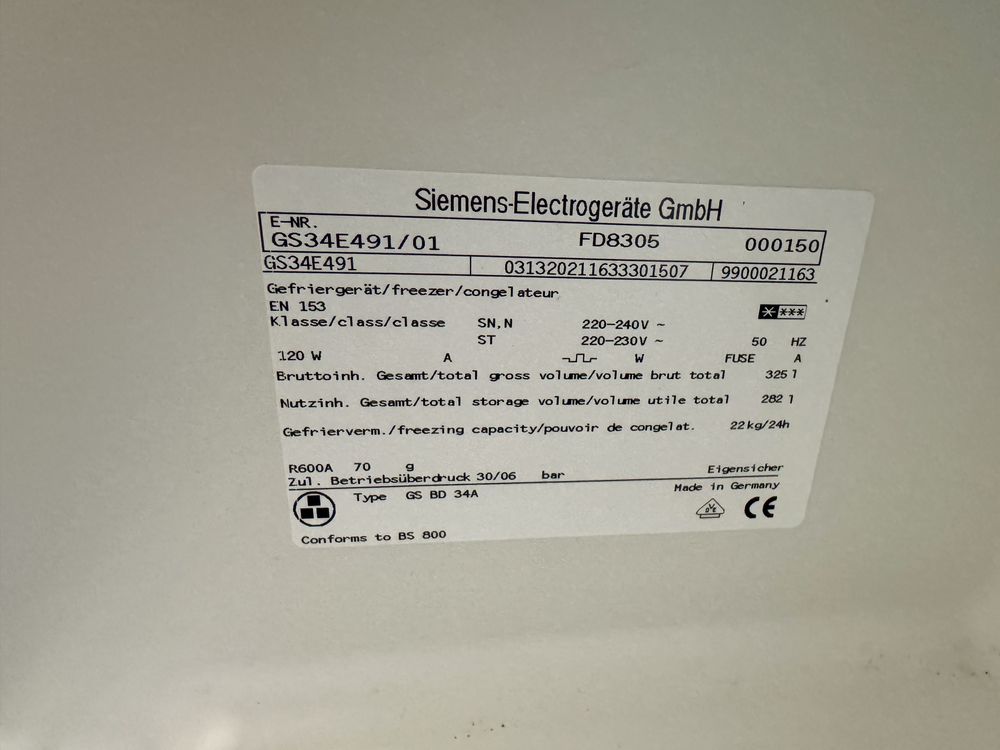 Морозильна камера SIEMENS  GS34E491