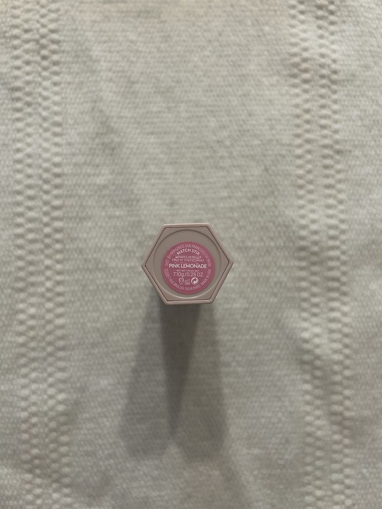 Fenty Beauty Match Stix Shimmer Skinstick rozswietlacz w sztyfcie