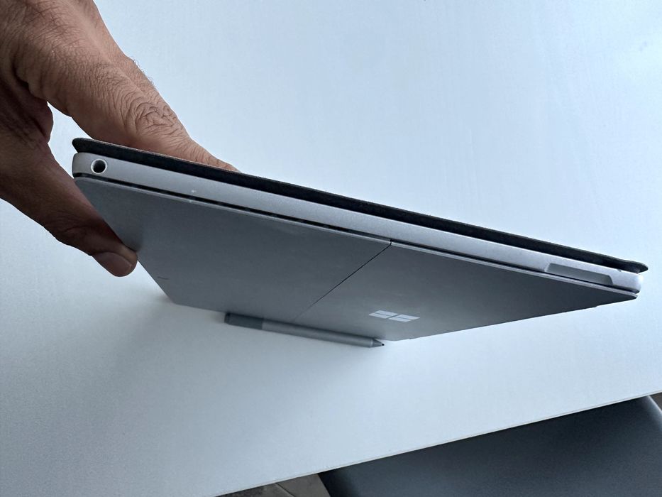 surface pro 7  i7 512 GB/ 16GB + pen
