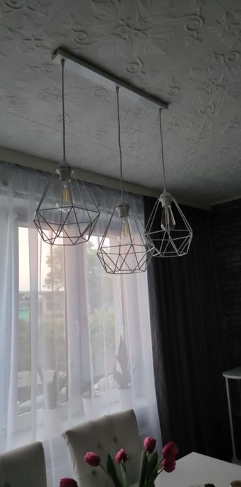 Lampa na kablach na 3klosze ,żyrandol