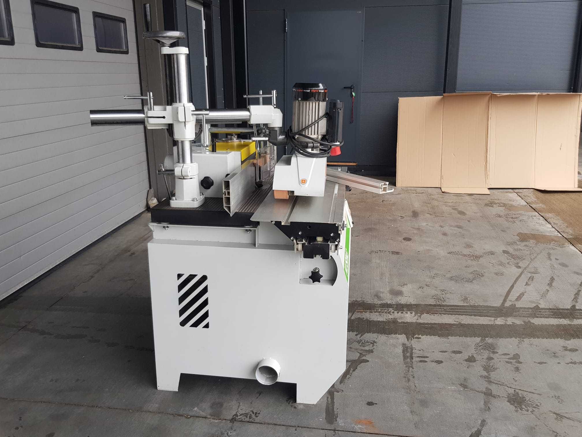 Frezarka KUSING SFNA 1200 z posuwem 6/25