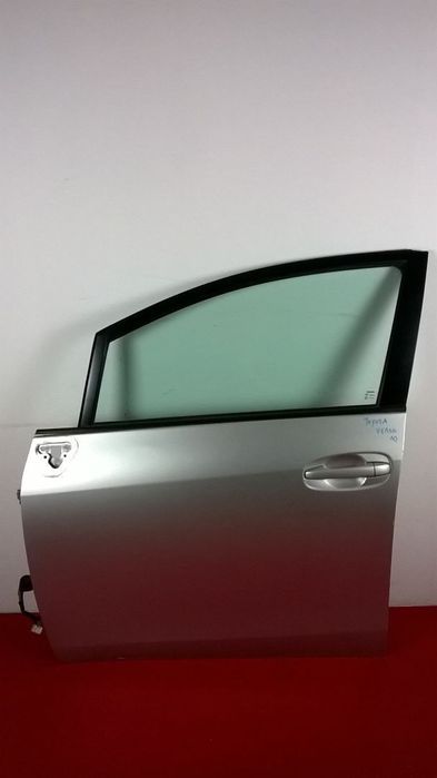 Porta Frente Esquerda - 670020F020 [Toyota Verso R2]