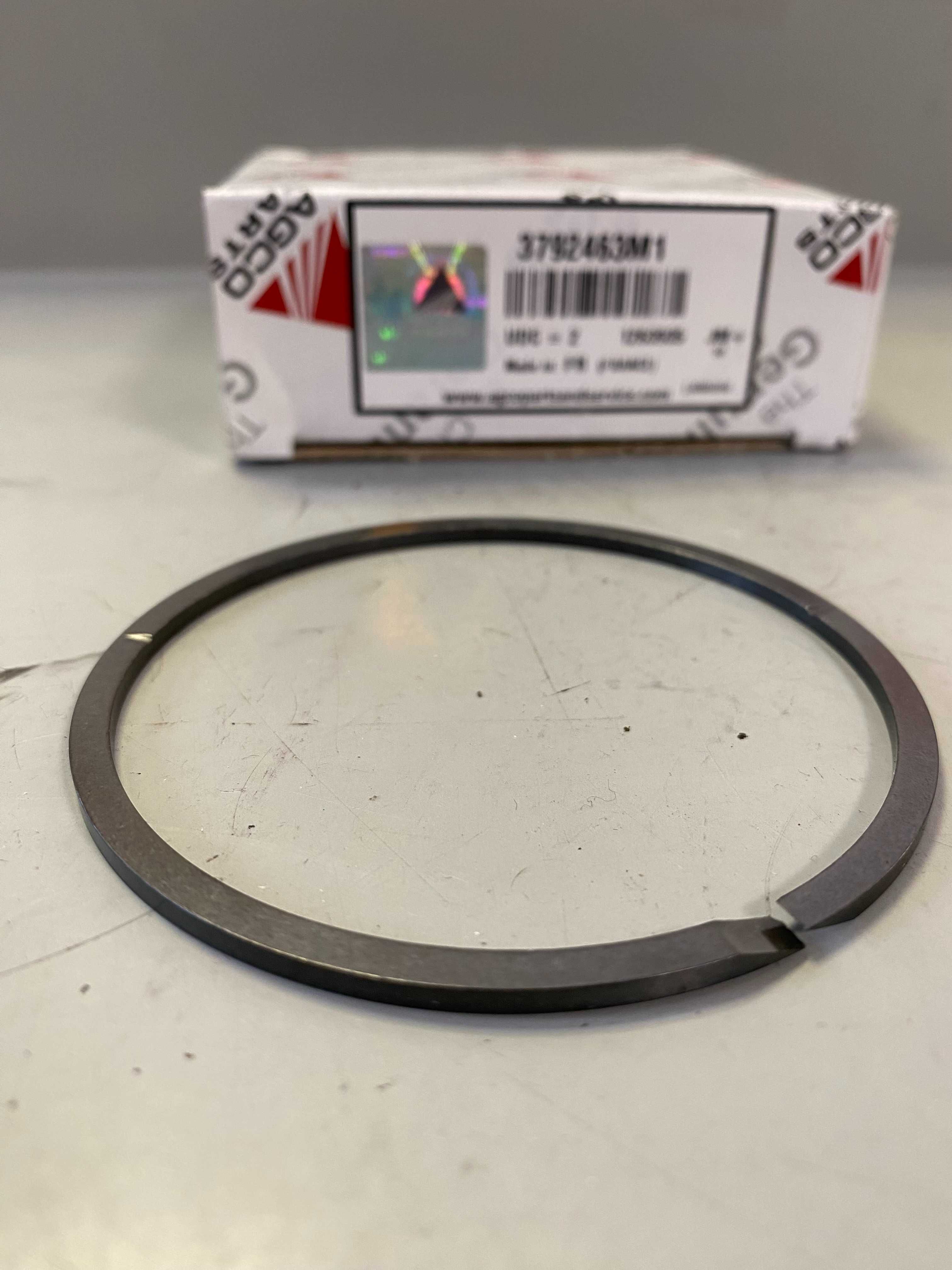 Pierścień teflonowy skrzyni 70 x 80 x 2,35 mm 3792.463M1 ORYGINAŁ AGCO
