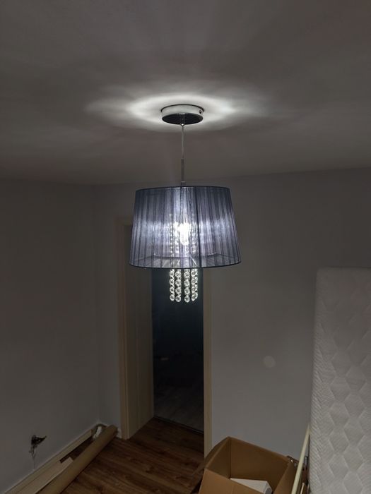 Lampa wisząca z kryształkami