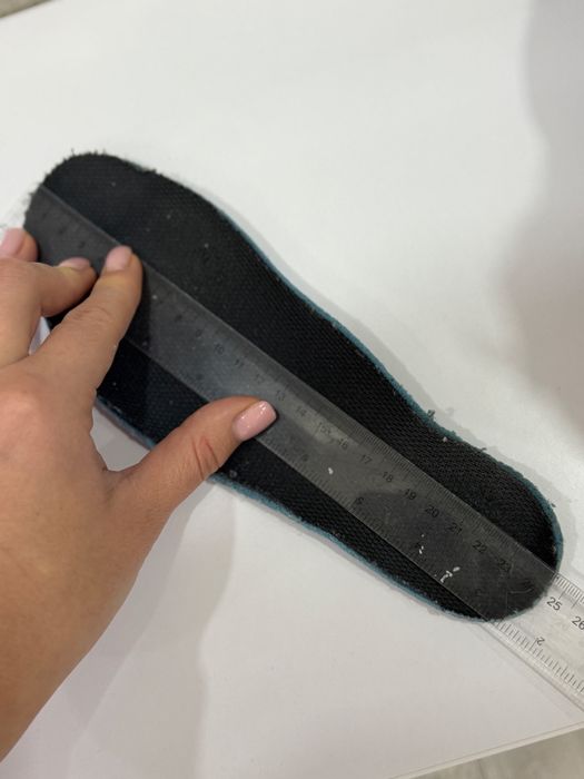 Кросівки Adidas 38 розмір