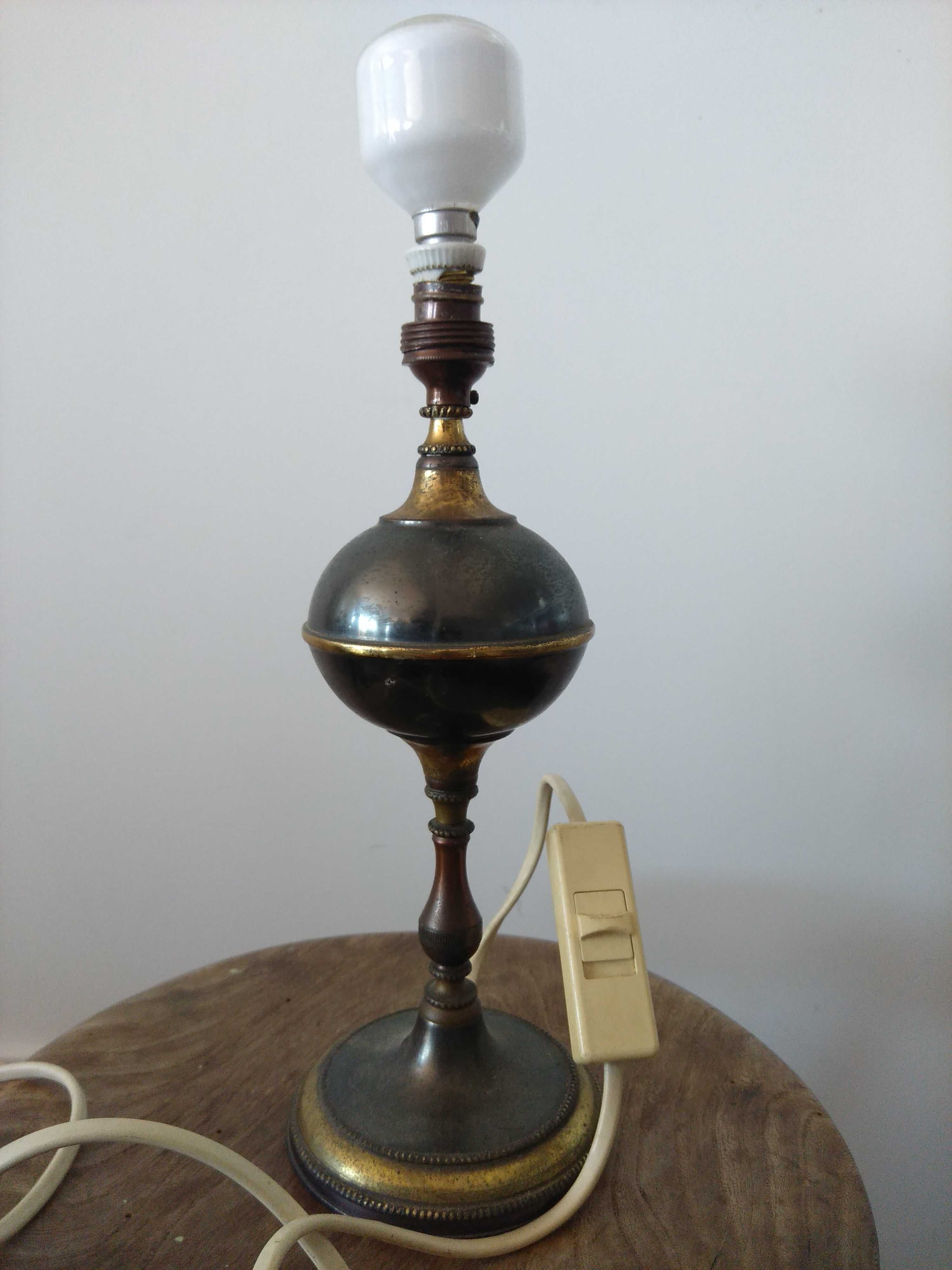 candeeiro de mesa antigo