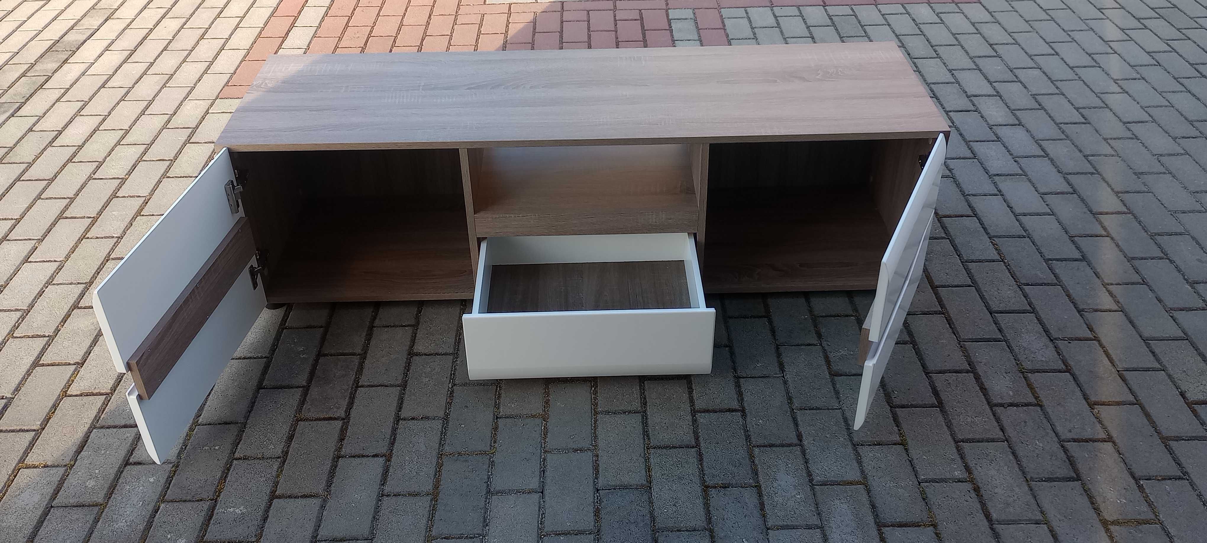 Sprzedam szafkę RTV jak nowa nie używana.