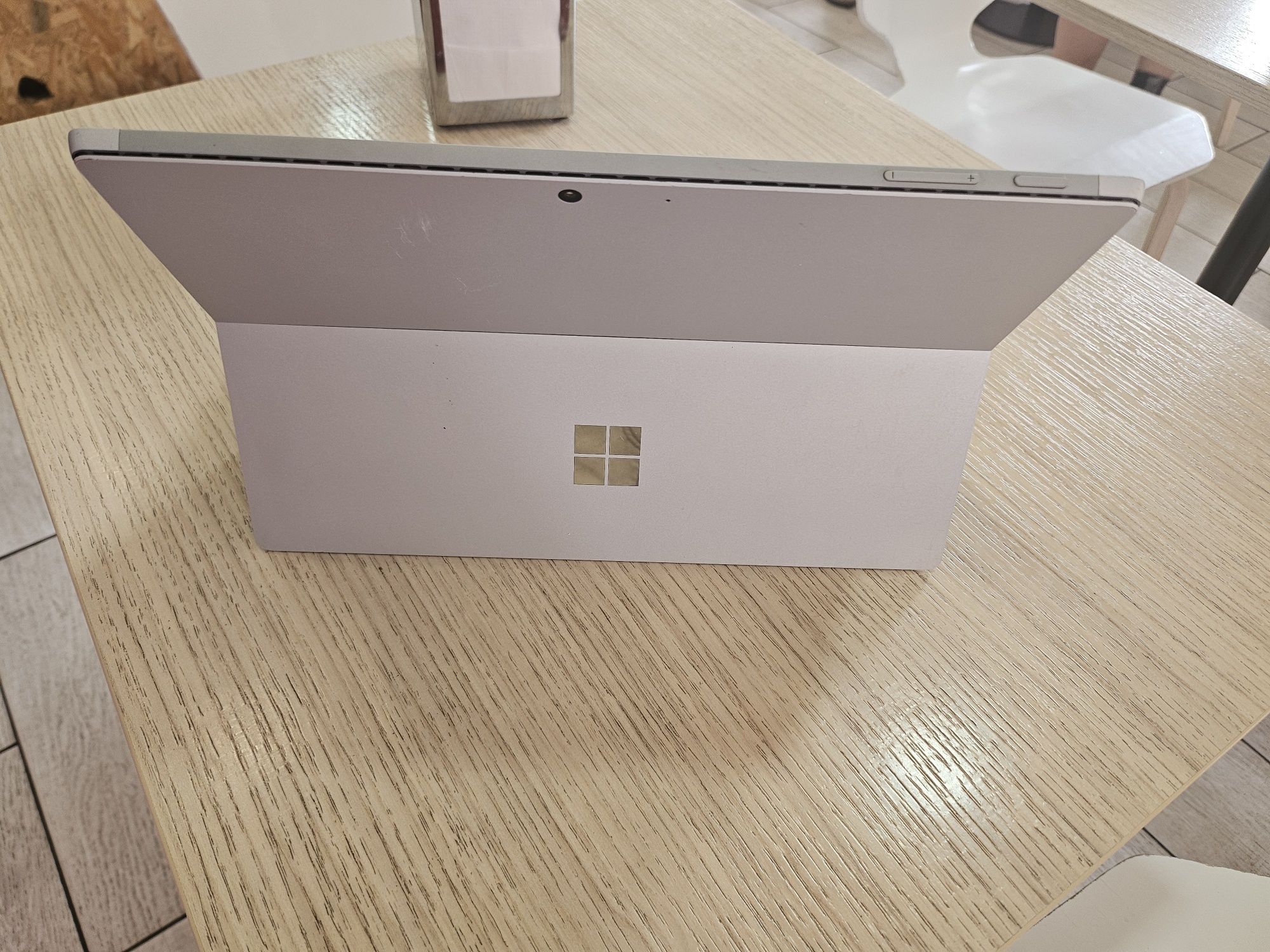 Surfaice pro 7 novo