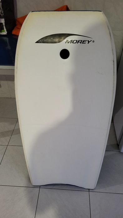 Prancha de bodyboard Morey + barbatanas + capa