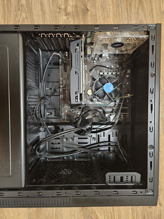Komputer stacjonarny i5 9400f 1050ti 8GB