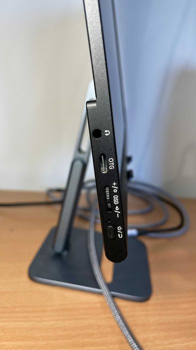 Портативний монітор 15.6" 4k/IPS UPERFECT M156A27