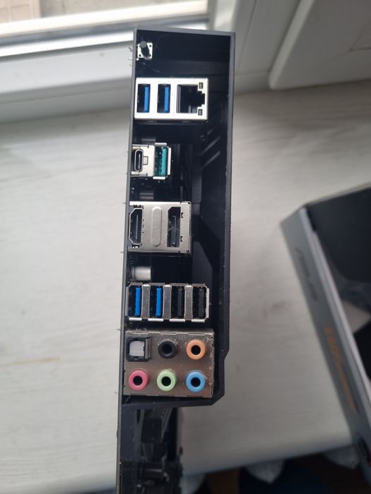 Материнська плата Asus TUF Gaming B450-PLUS II