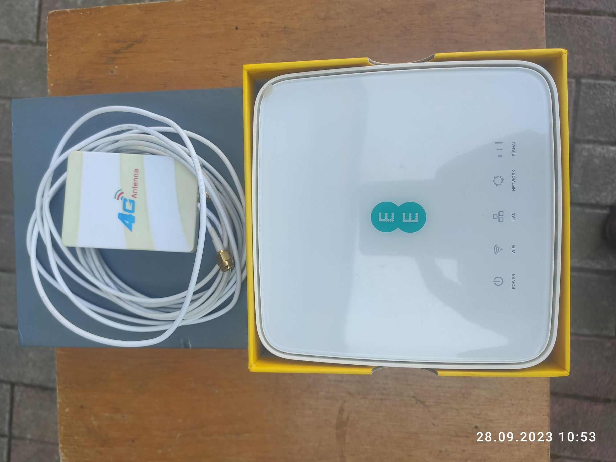 WI-FI 3/4G роутер Alcatel HH70VB у комплекті з антеною