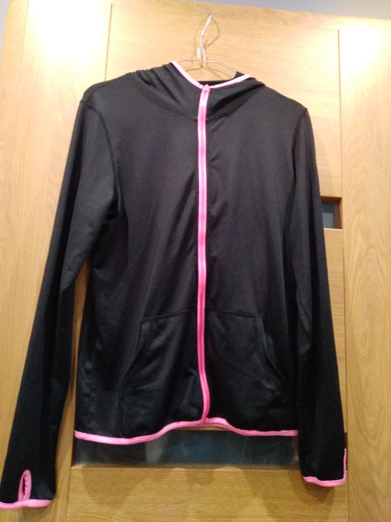 Fajna bluza sportowa rozm L/2XL biust 100/120cm