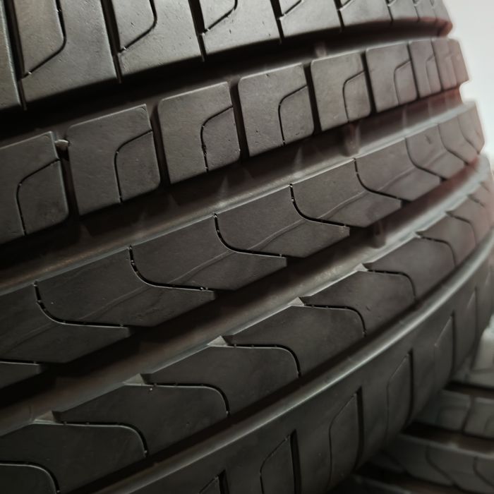 235/40/19 XL Sprzedam parę opon letnich Pirelli z 2024 roku