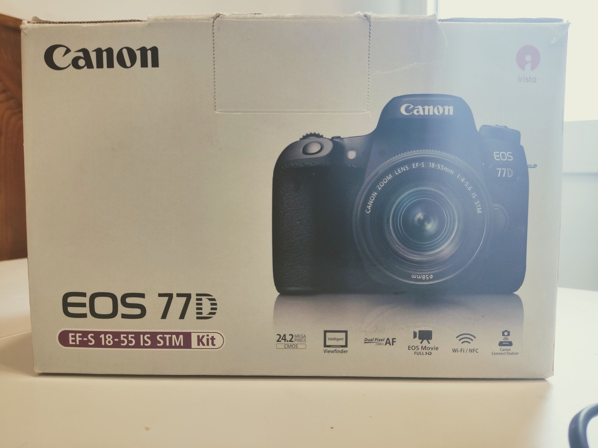 Canon EOS 77D + Objetiva EF-S 18-55 IS STM