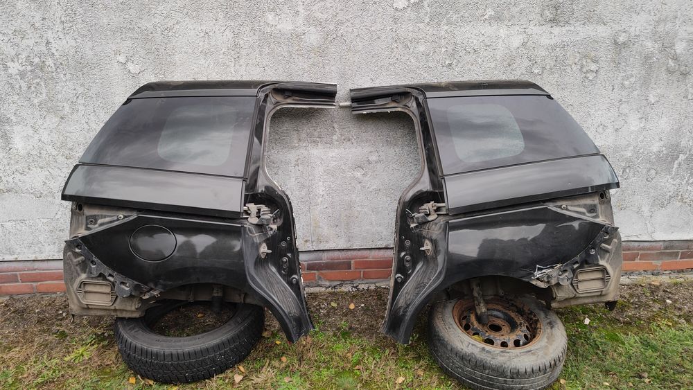 Błotnik tylny Mazda 5 cw