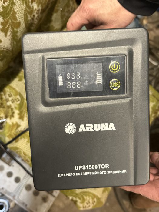 Продам Бесперебойник  ДБЖ Aruma 1000вт