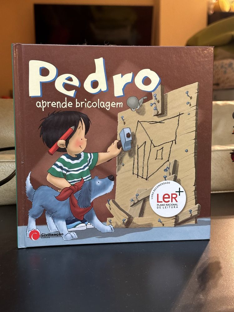 Livros infatis PEDRO