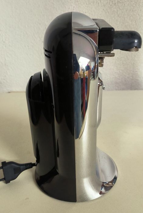 Abre-latas e afiador elétrico Kenwood