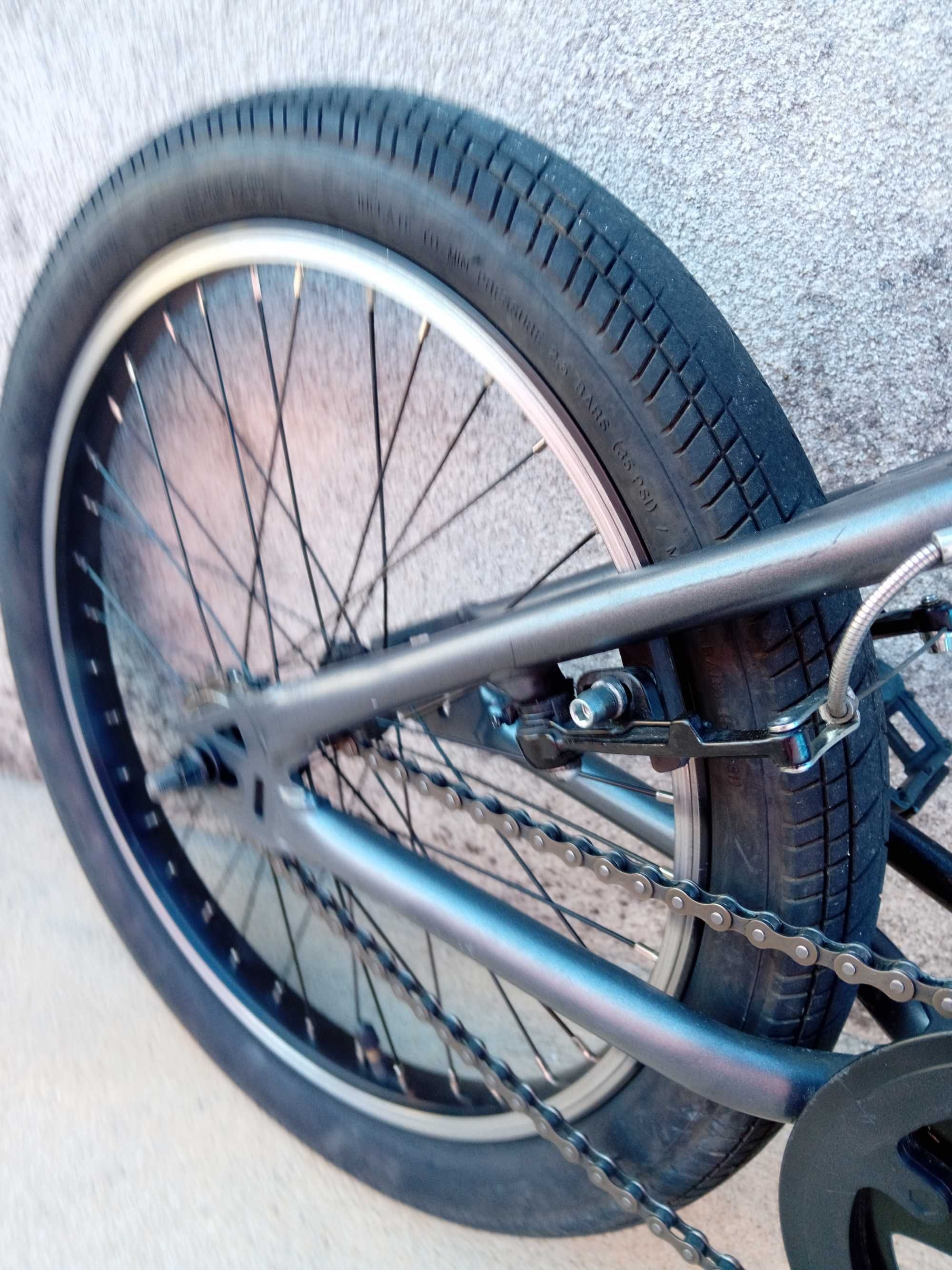 Bmx pronta a rolar