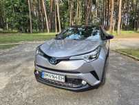 Toyota c-hr hybrid