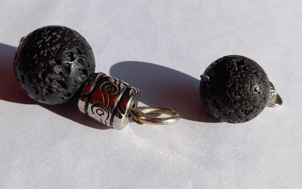 korale i kryształ górski- naszyjniki