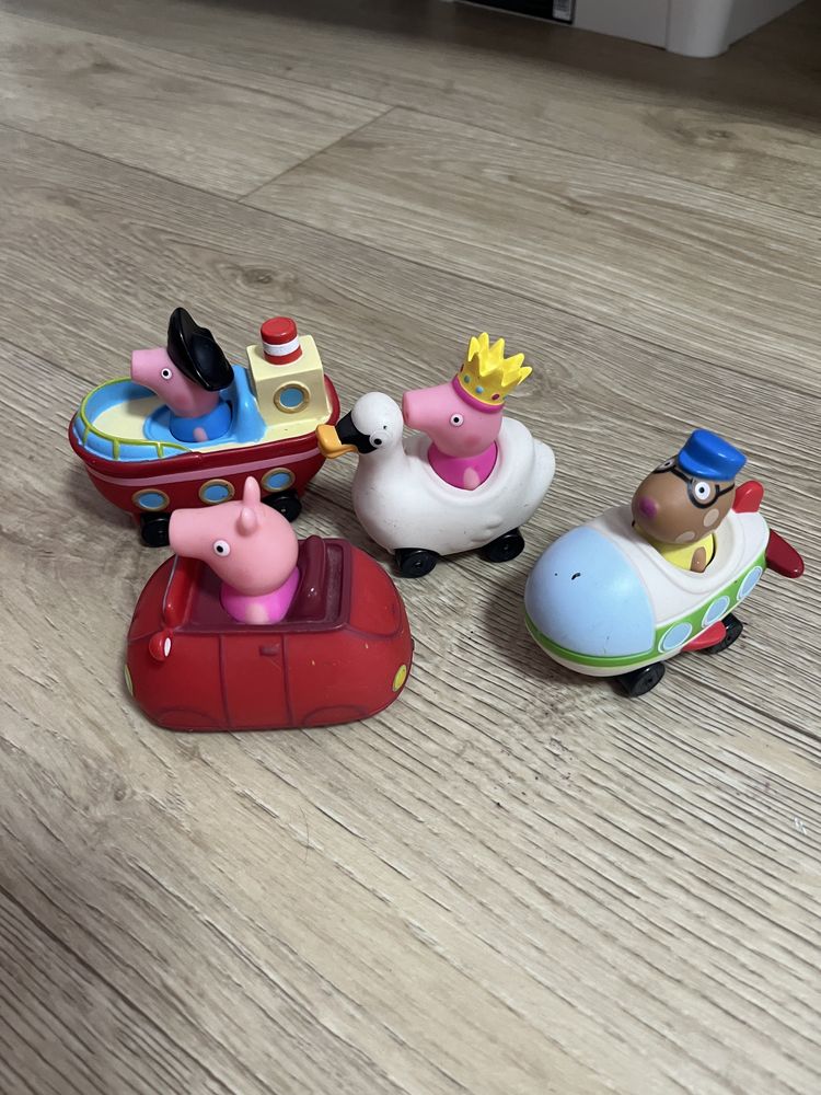 Свинка пеппа peppa pig