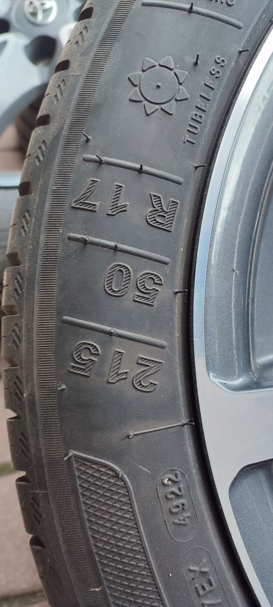 Nowe opony 215/50/17 Kleber
