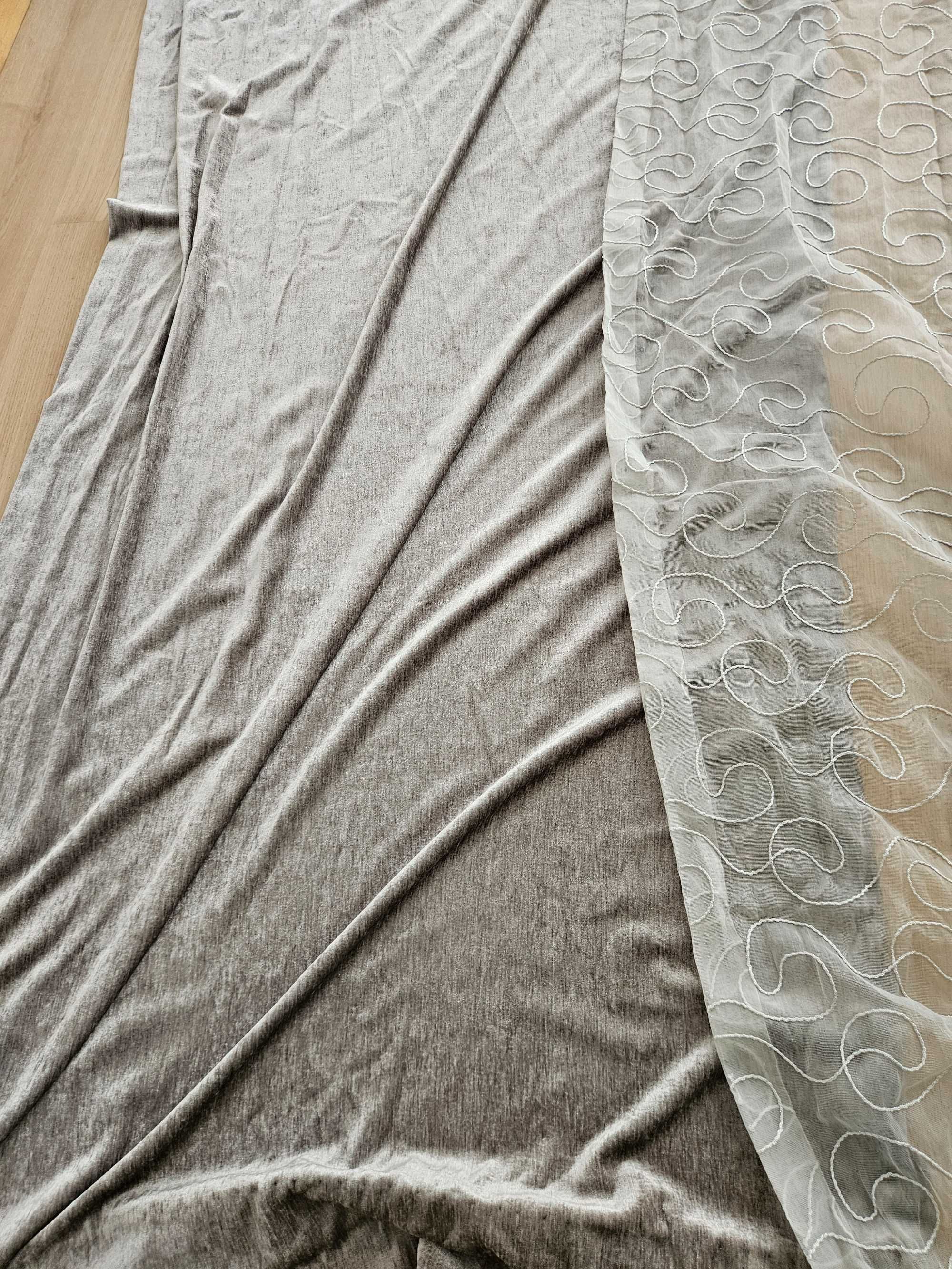 Cortinas em bom estado