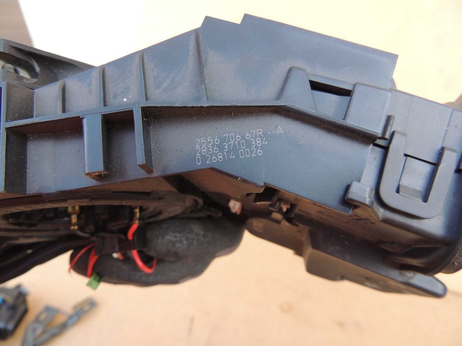 Taśma przełącznik świateł zespolony Renault Kangoo 2 II LIFT 12,13-21