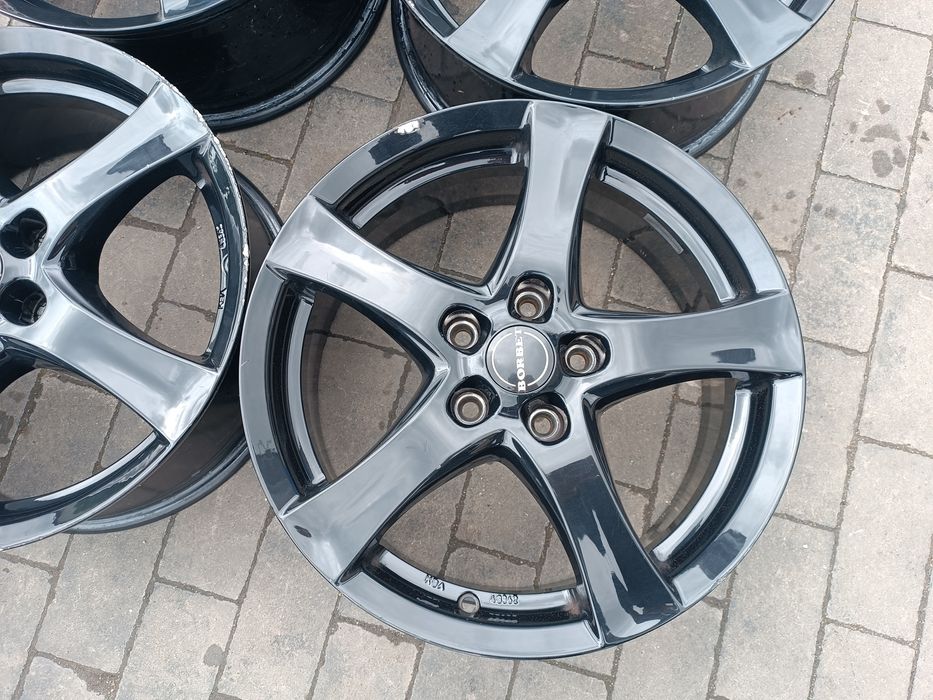Felgi Alu BORBET do VW Golf V VI VII Touran Seat Altea5x112 ET48 7J17